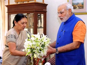 MODI-ANANDIBEN_2721222g