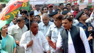 mulayam-sandesh-yatra_f8c9135c-7a66-11e6-9f8c-92f0a5be7f74