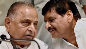 mulayam-at-press-conference_15b1802c-990b-11e6-9285-1c368c2fb449